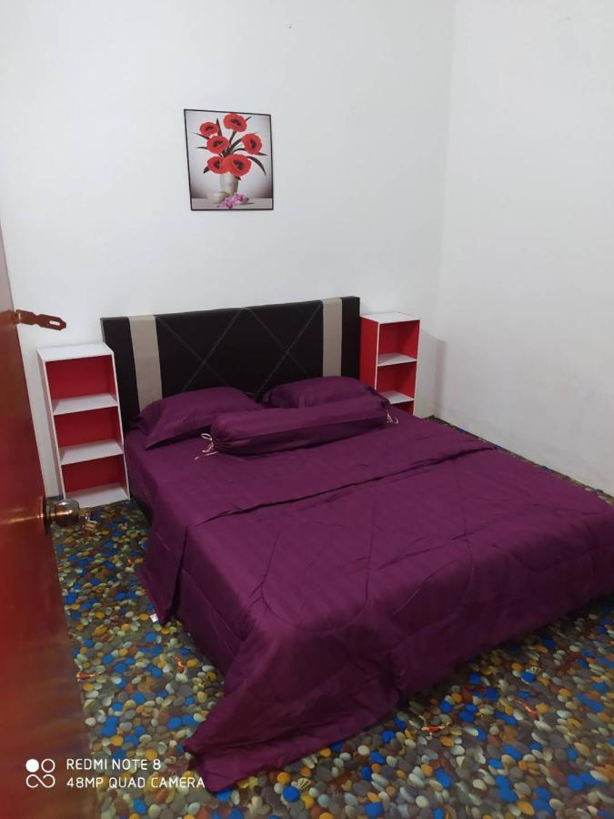 Homestay D' Tengah Bandar Kuala Rompin Esterno foto