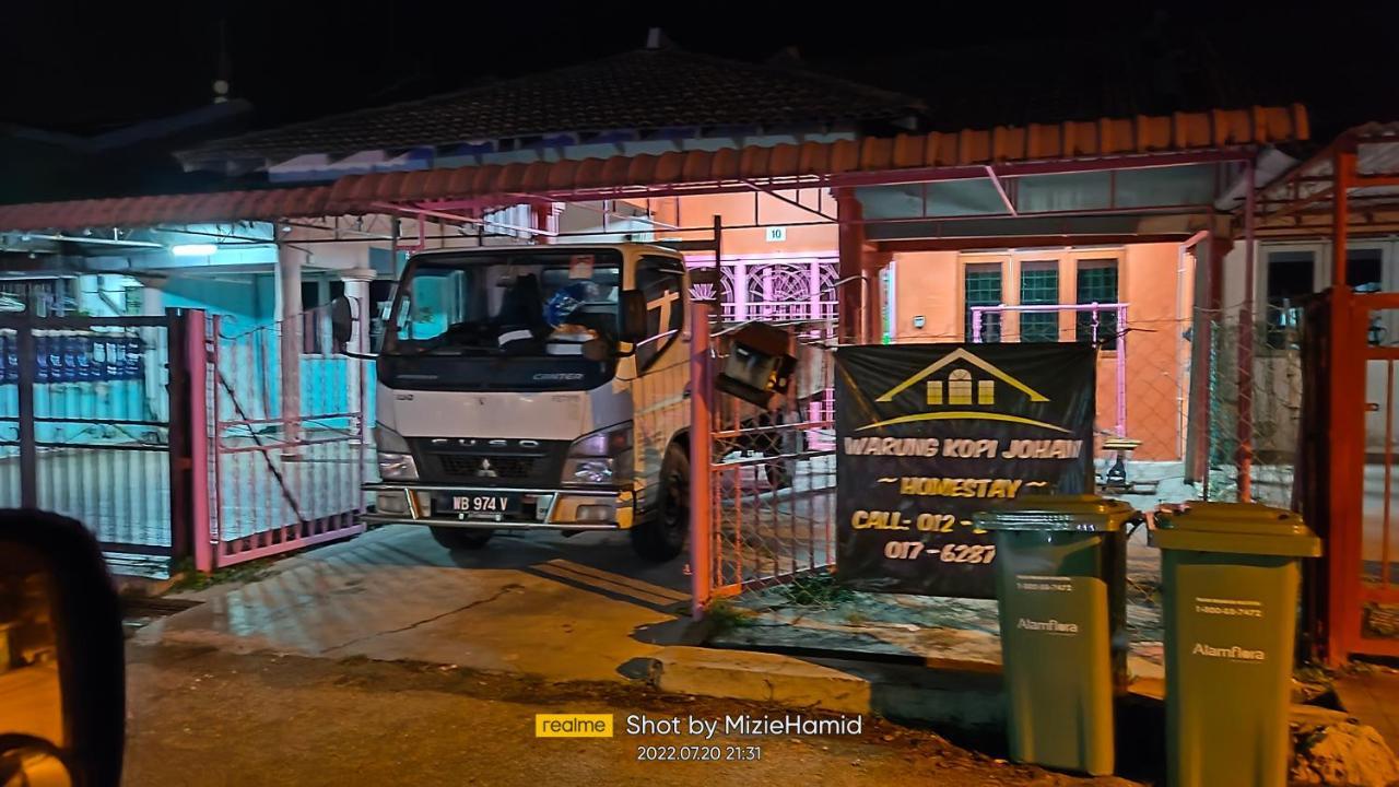 Homestay D' Tengah Bandar Kuala Rompin Esterno foto