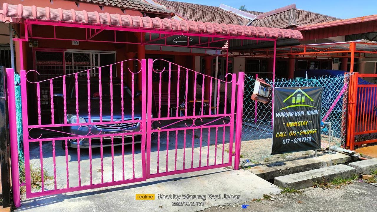 Homestay D' Tengah Bandar Kuala Rompin Esterno foto